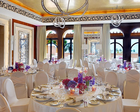 Selection of venue for wedding dinner